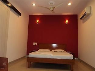 Hotel Royal Palace Malad Экстерьер фото